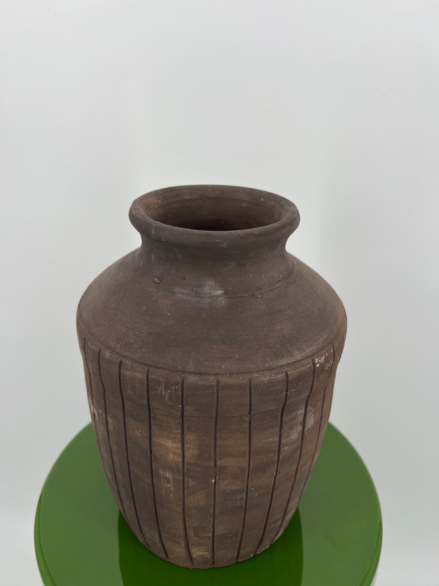 Keramieken vaas Nokha in bruin van Raw Materials, 25cm