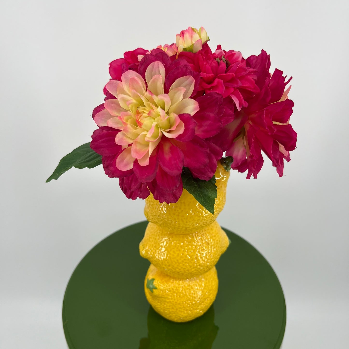 Bundel Dahlia's van 5 steeltjesin de kleur cyclaam/roze, 32cm