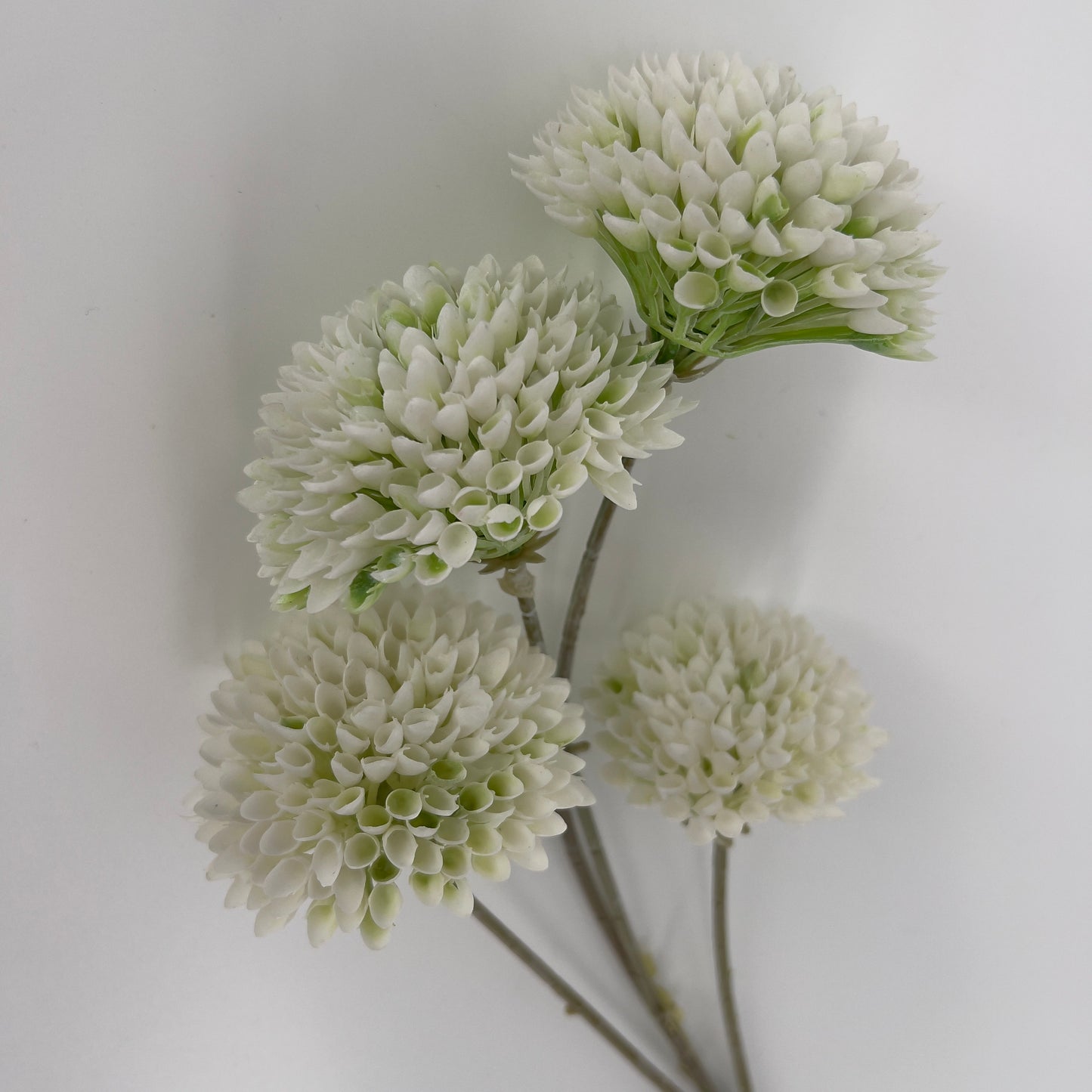 Flower honey comb orange,yellow, soft pink en white van Colmore, 72cm