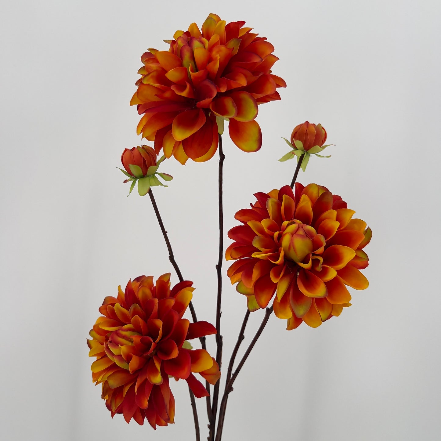 Grote dahlia spray elk 3 grote bloemen en 2 knopjes in 5 kleuren, 89cm
