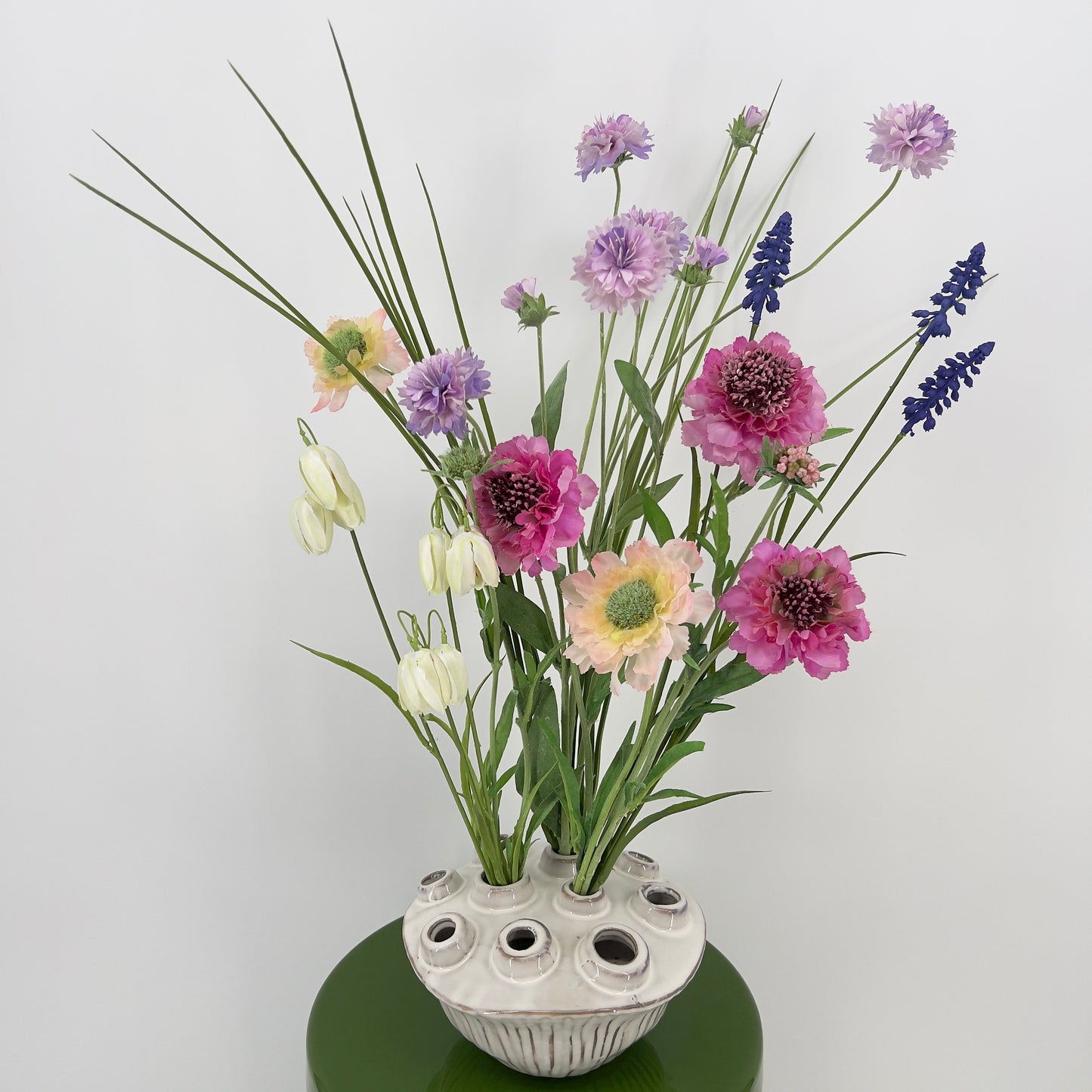 100% Silk-ka, 100% natuur(lijk)! Bloemstuk, veldbloem, voorjaarsbloem, 58cm