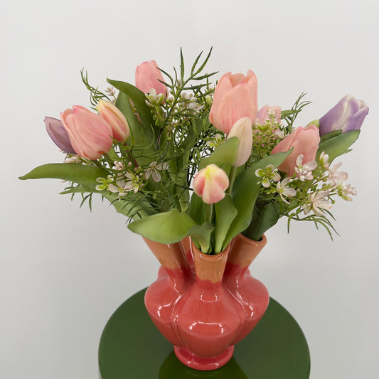 Betoverende PLUME vase Talia met kunsttulpen en brem, 40cm