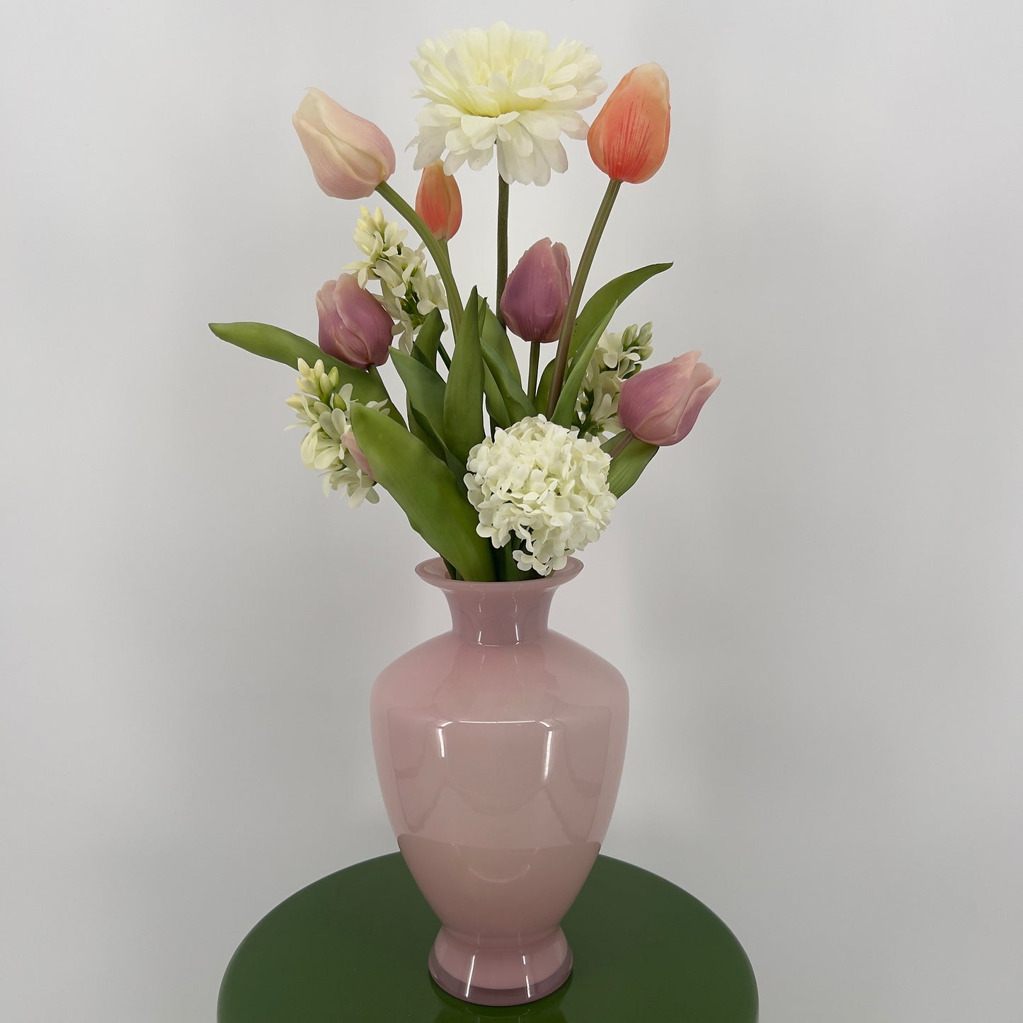 Kunstboeket "Voorjaarsromance" in vaas/vase Rosy, 52cm