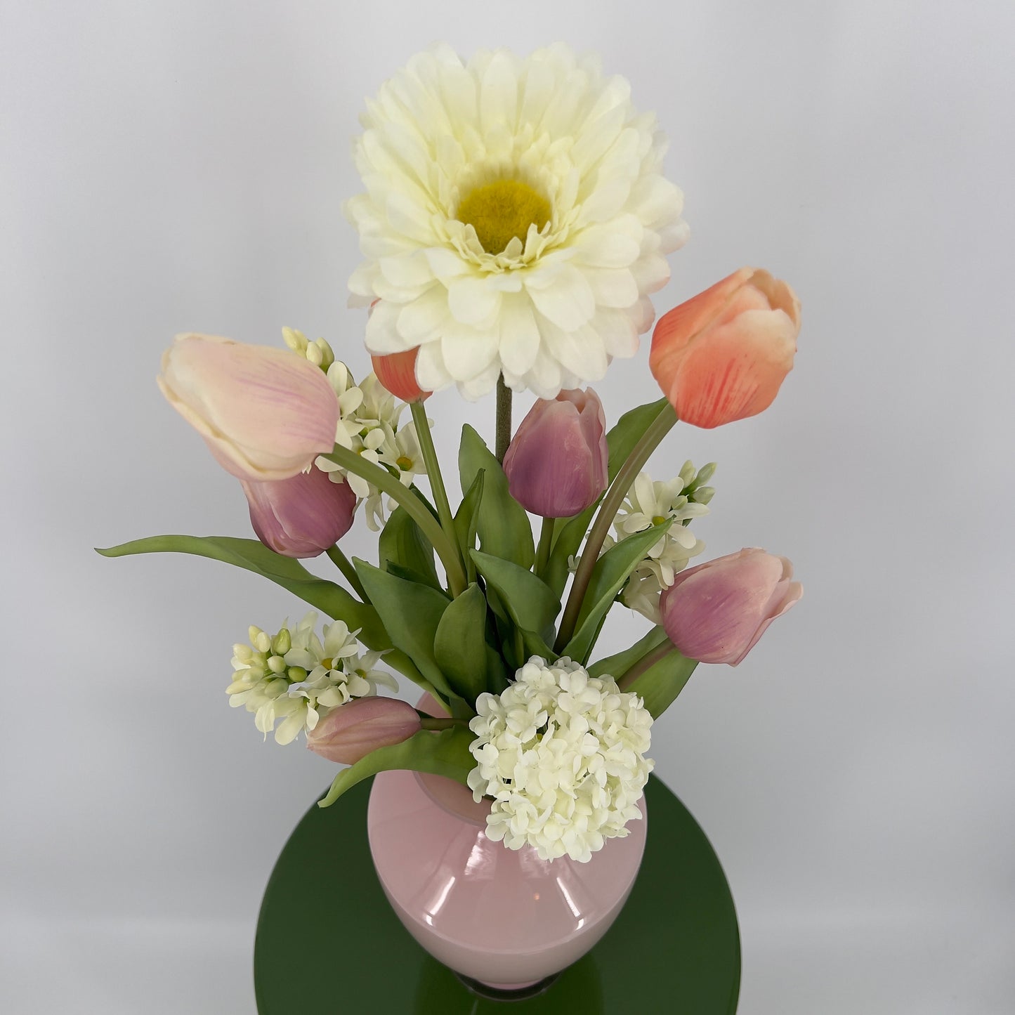 Kunstboeket "Voorjaarsromance" in vaas/vase Rosy, 52cm